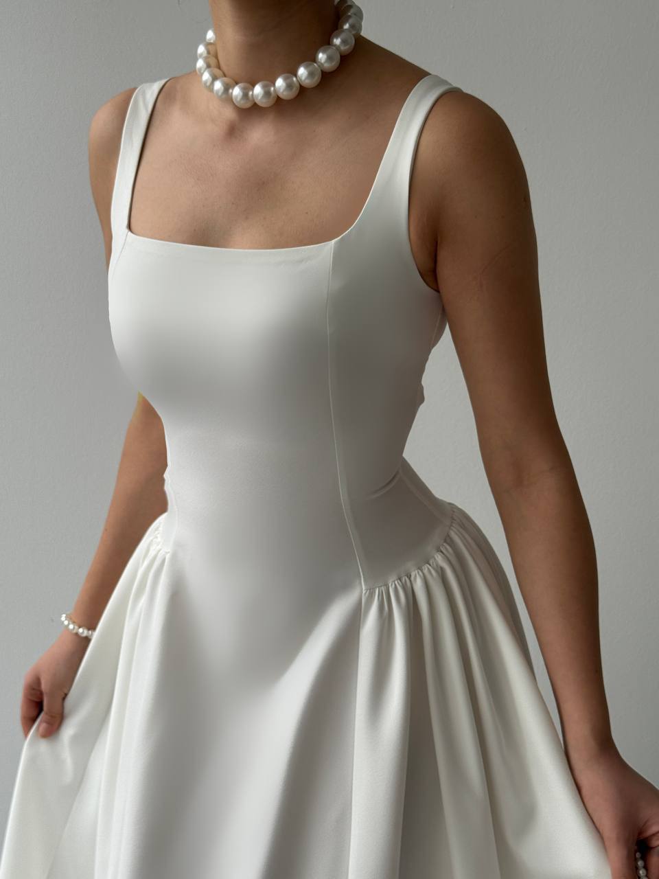 ELARA GOWN