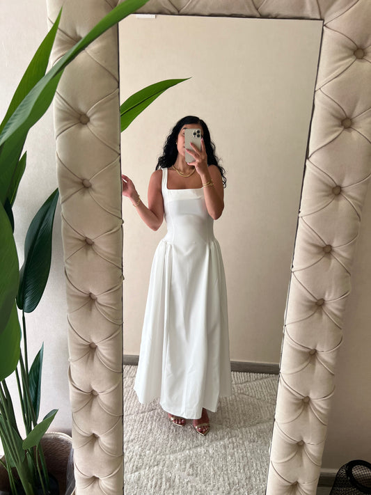 ELARA GOWN