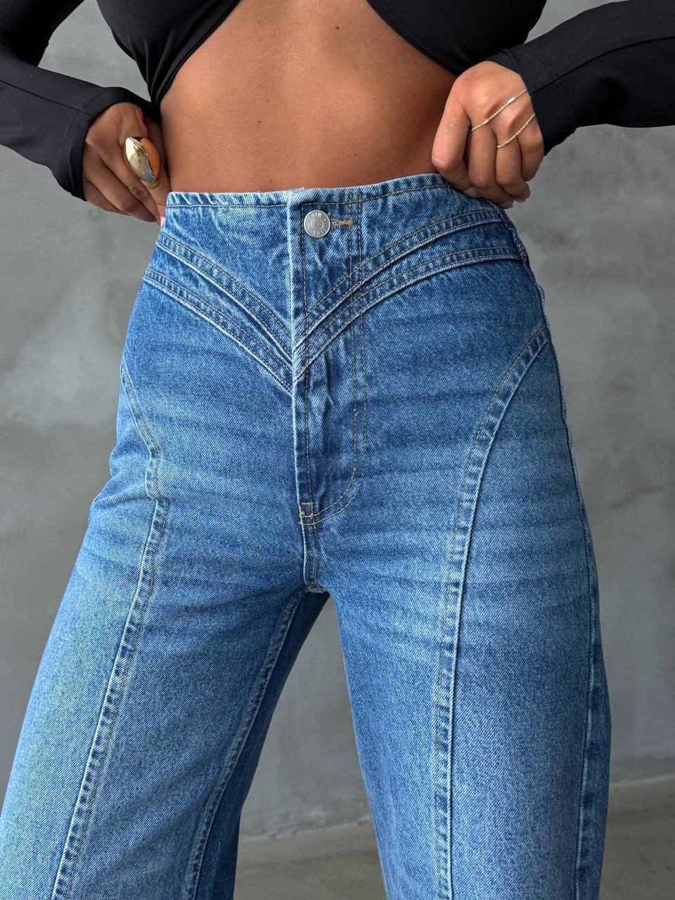 Sculpt Seam Wide-Leg Jeans