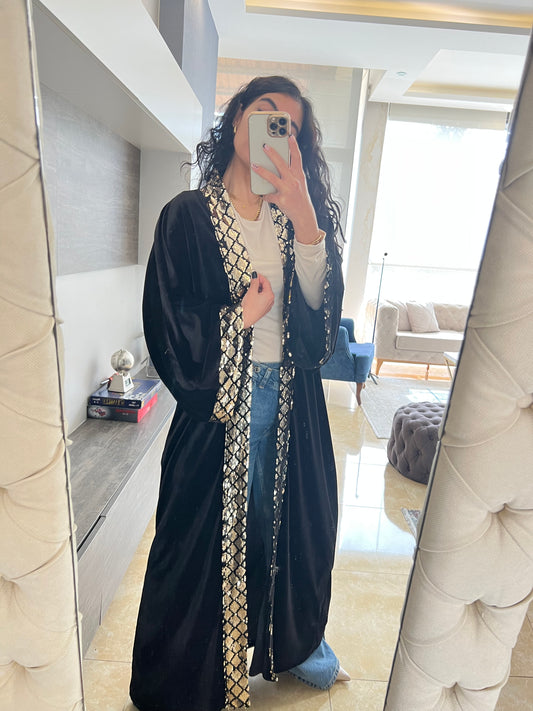 ذَهَبْ KAFTAN