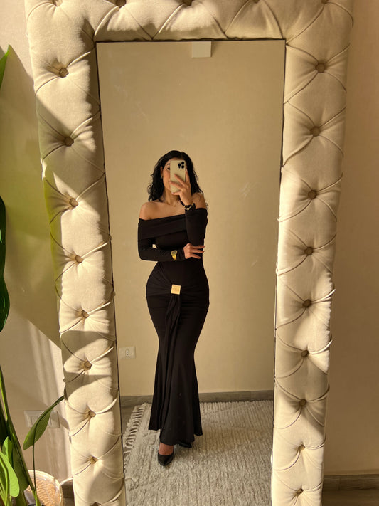 Off-shoulder Dress