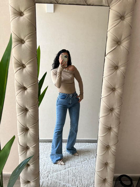 Flared Jeans