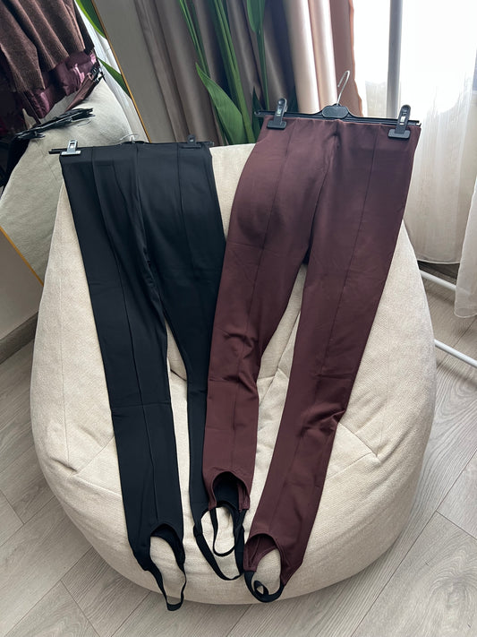 Stirrup legging, fleeced