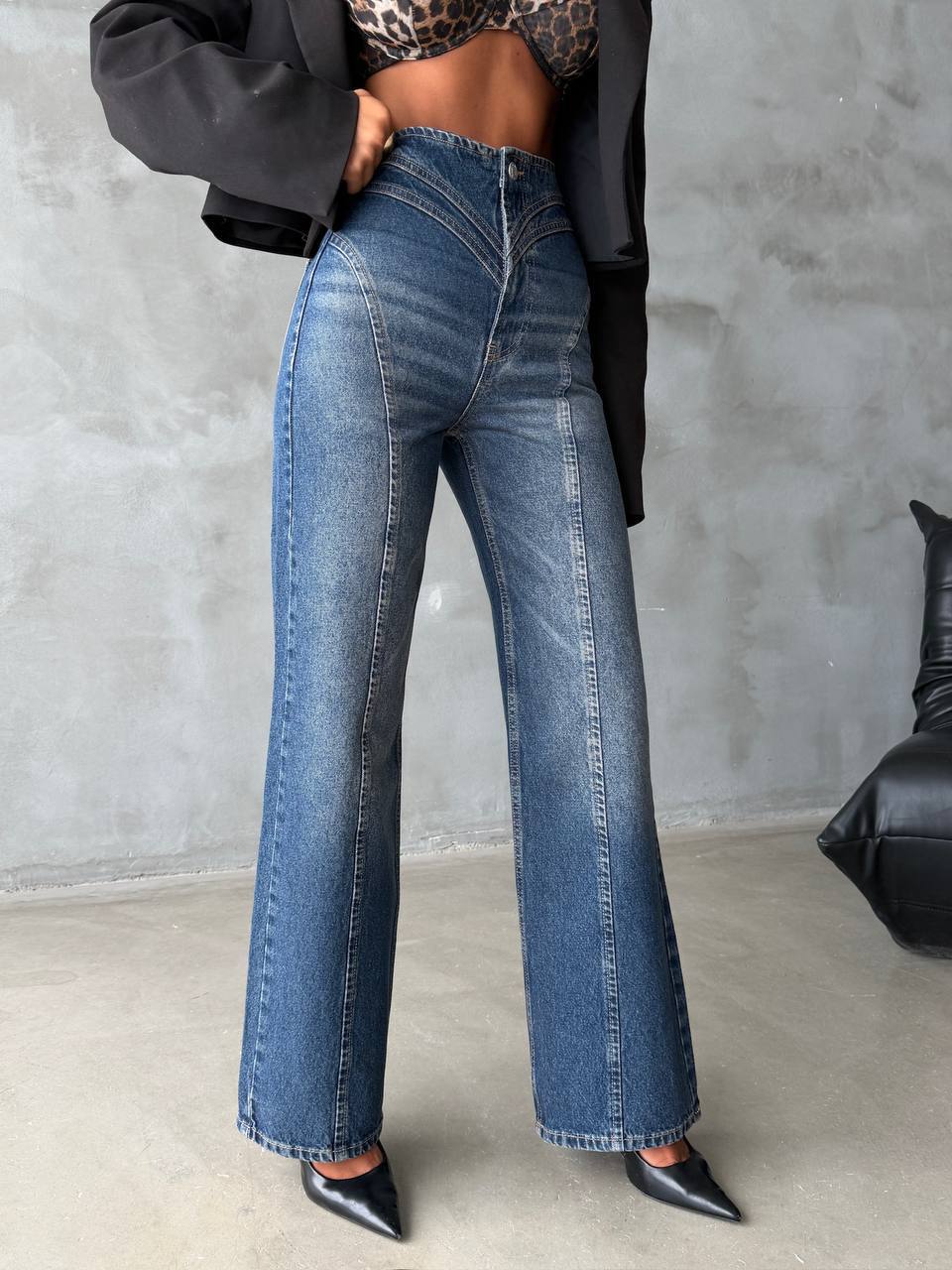 Sculpt Seam Wide-Leg Jeans
